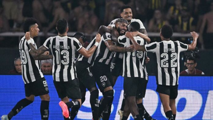 Botafogo derrotó 5-0 a Peñarol en la ida de las semifinales de la Copa Libertadores 2024.
