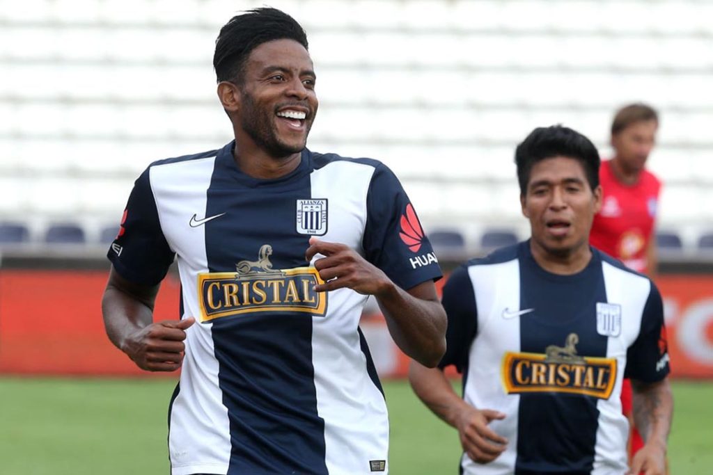 Camiseta de Alianza Lima 2016