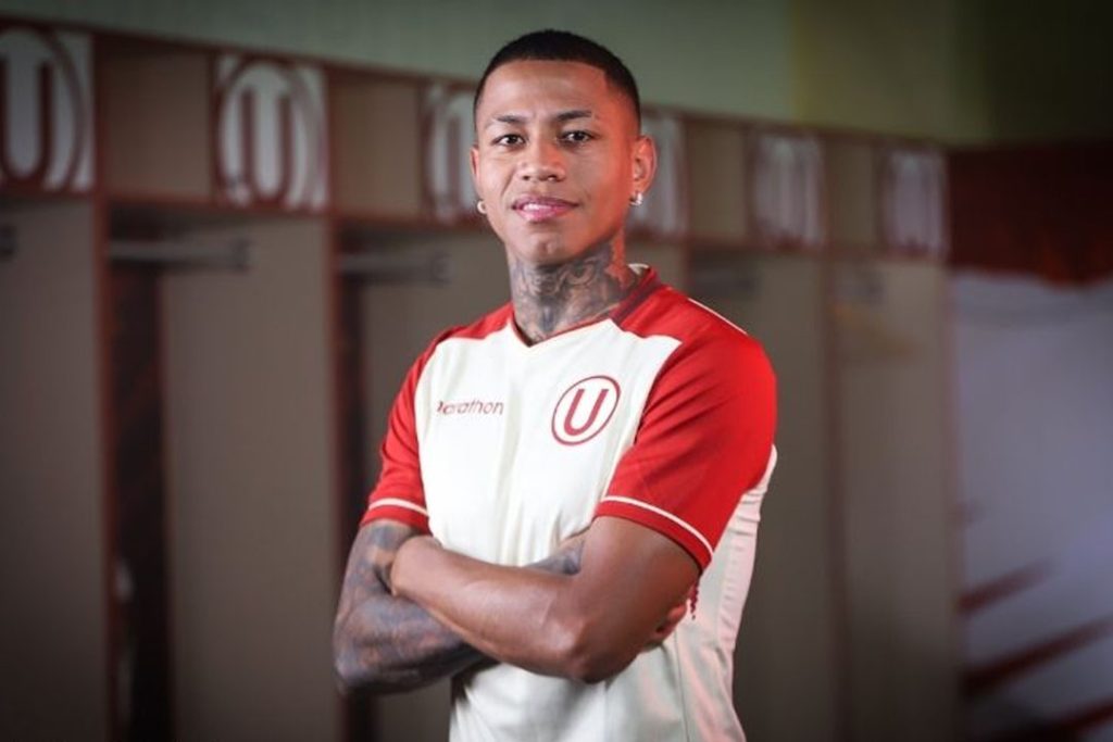 Camisetas de la U 2022