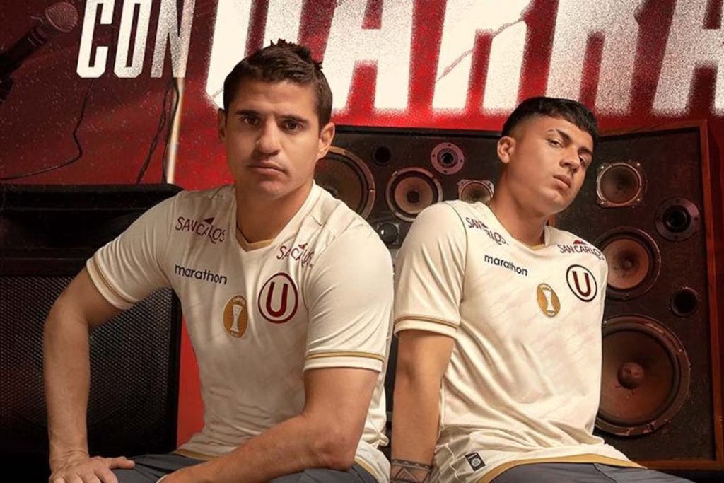 Camiseta de la U 2025