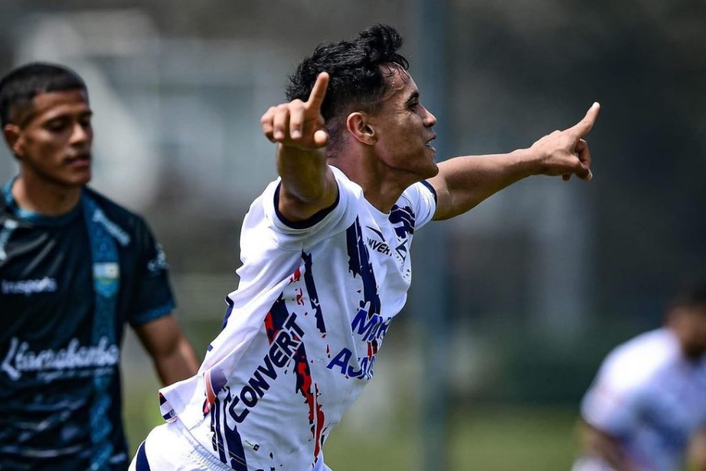 La USMP logró una gran victoria ante la cabeza de su grupo: Deportivo Llacuabamba. Liga 2 Perú 2025.