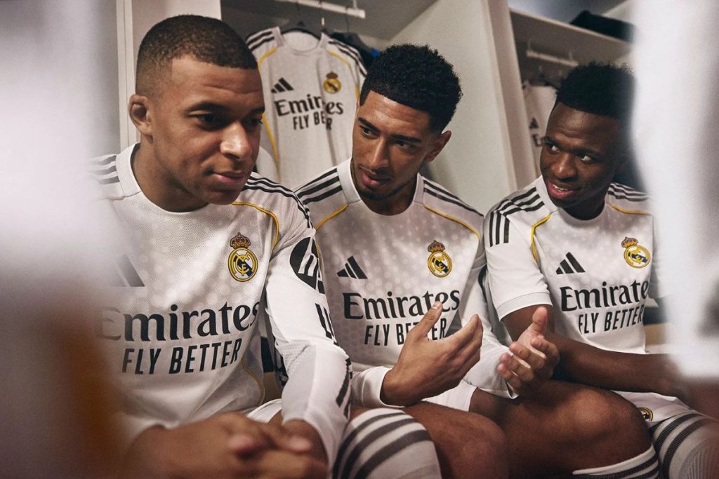 camiseta Real Madrid 2025-26